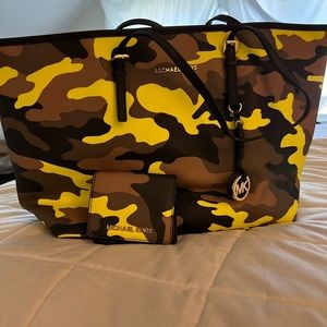 MK Tote & Wallet